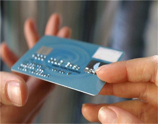 信用卡逾期如何跟银行洽谈还款？