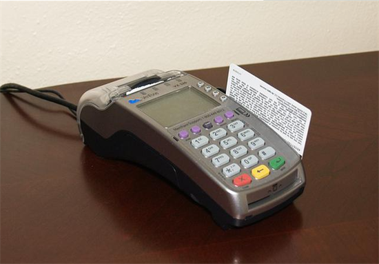 pos机刷卡方法及安全性